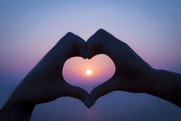 El kalp günbatımı Rodos, Yunanistan 