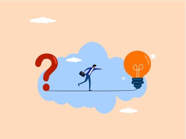 İşadamı problem işaretinden ampule yürüyor