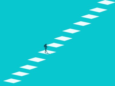 İş kadını her seferinde bir adım yukarı çıktı..