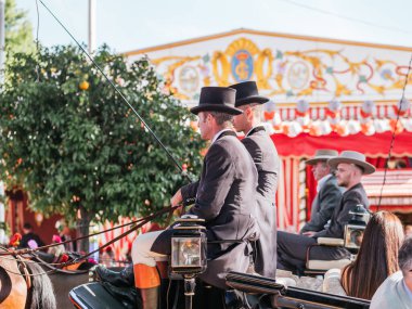 Seville, İspanya - 06 Mayıs 2025: Sevilla Fuarı, Feria de Sevilla, Endülüs, İspanya