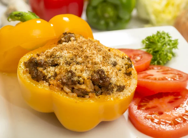 Stuffed yellow bell pepper — Stock Photo, Image