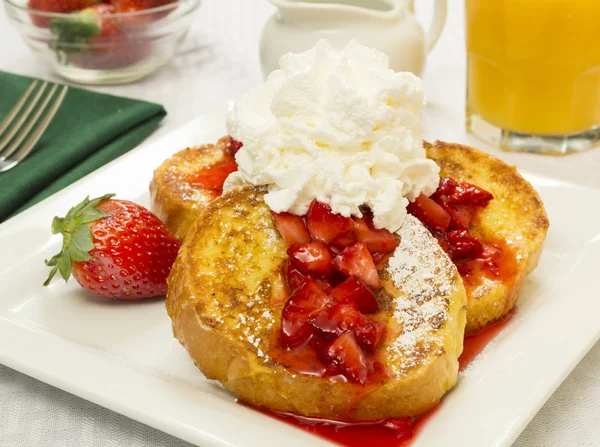 French toast and strawberries Royalty Free Stock Photos