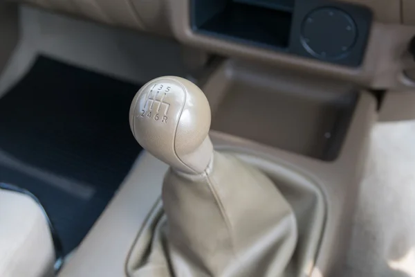 Handgeschakelde transmissie gear shift. — Stockfoto