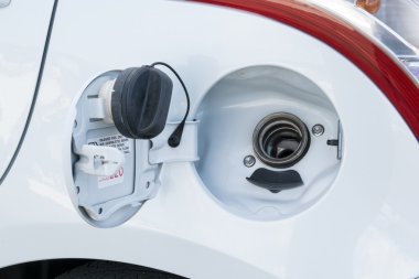 Petrol tankı araba kap