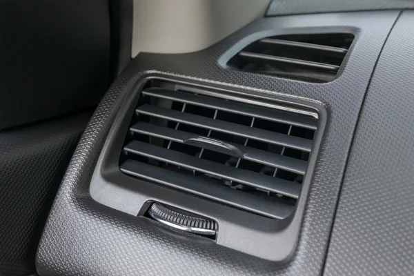 小型車のエアコン — ストック写真