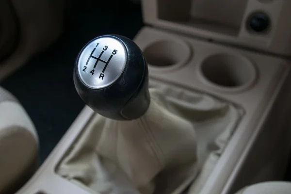 Car interior. manual transmission gear shift. — Stock Photo, Image