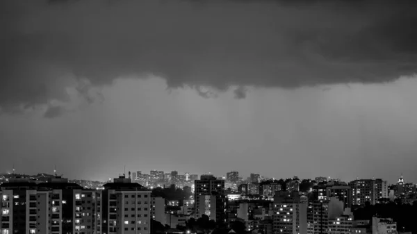 Imagens Chegada Uma Forte Tempestade Verão Com Relâmpagos Chuva Evento — Fotografia de Stock