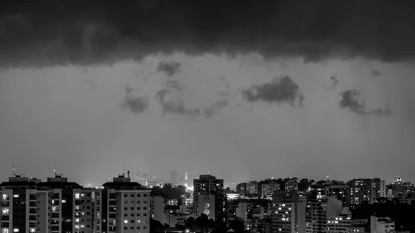 Images Arrival Strong Summer Storm Lightning Rain Event City Late — Stock Photo, Image