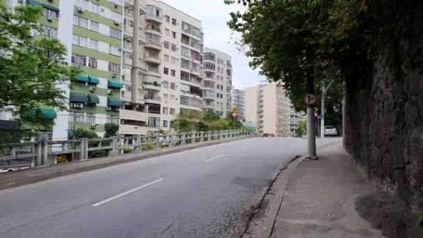 Biltrafik Gatan Niteroi Rio Janeiro Brasilien — Stockvideo