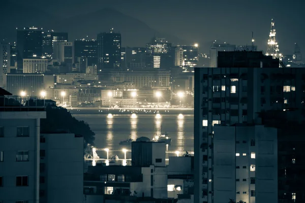 Nocny Krajobraz Mieście Niteroi Region Metropolitalny Stanu Rio Janeiro Brazylia — Zdjęcie stockowe