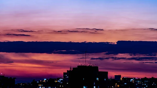 巴西里约热内卢州大都市地区Niteroi市的夜景 — 图库照片