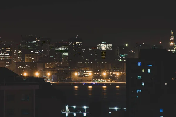 リオデジャネイロ州 ブラジルの首都圏のニテロイ市の夜景 — ストック写真