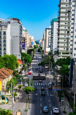 Niteroi, Rio de Janeiro, Brezilya nüfusunun günlük yaşamının şehir gündüz manzarası.