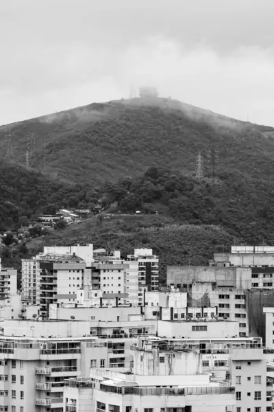 都市の昼間の風景 曇りの日に ニテロイ市 リオデジャネイロ ブラジル — ストック写真