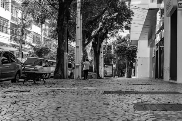 ニテロイ リオデジャネイロ ブラジル Circa 2021 Covid 19パンデミックの間に定められたロックダウンの前で人々のほとんど動きのない歩道 — ストック写真