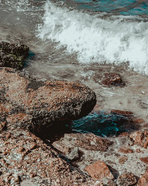 Εικόνα Πετρωμάτων Πετρωμάτων Υφή Και Οξύτητα Στην Παραλία Κατά Διάρκεια — Φωτογραφία Αρχείου