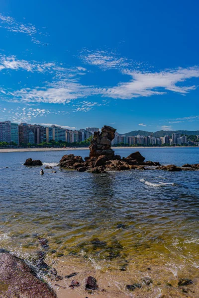 Niteroi Rio Janeiro Brezilya Circa 2021 Gün Boyunca Plajda Kaya — Stok fotoğraf