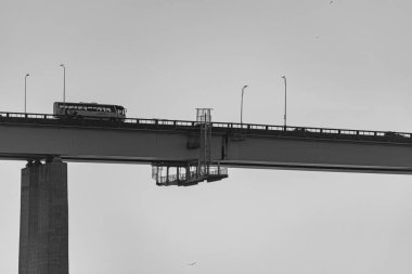 Başkan Costa ve Silva Köprüsü, Guanabara Körfezi üzerindeki Rio-Niteroi Köprüsü olarak bilinir. Brezilya 'daki en uzun köprüdür..