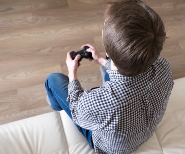 Video Oyunları Oynanıyor