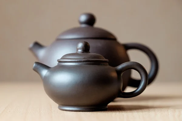 Brown ceramic teapots — Stock Photo, Image