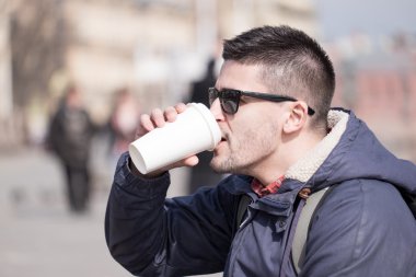 Genç bir adamın portresi