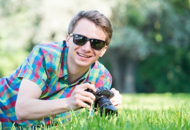 Makro çimenlerin üzerinde