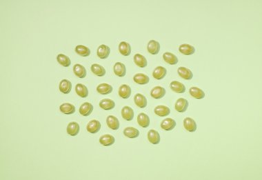 Tatlılar düz yatıyordu