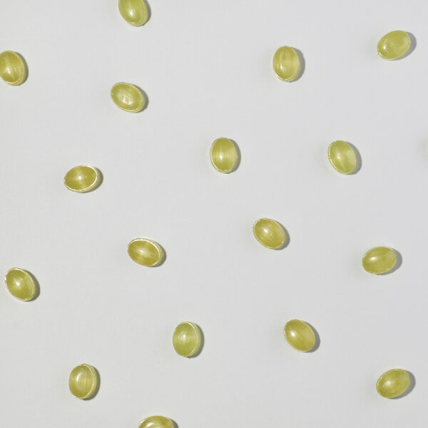 Свита плоская лежала
