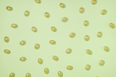 Tatlılar düz yatıyordu