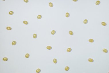 Tatlılar düz yatıyordu