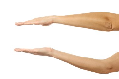 El ele tutuşmak ya da ölçmek. El kol hareketi yapan bir kadın beyaz üzerine izole edilmiş