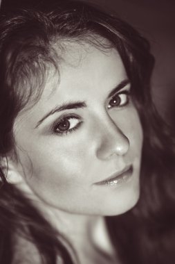 Kadın beyaz genç kız portresi