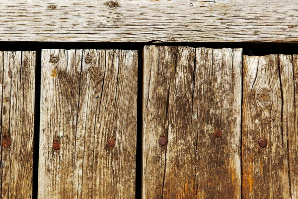 Vertical wooden planks fence boardwalk — Stock Photo, Image