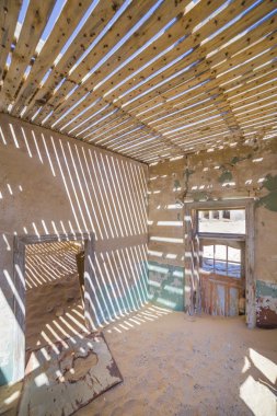 Terk edilmiş evler Kolmanskop, Namibia