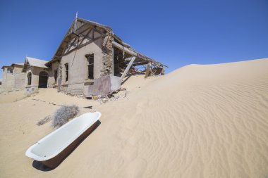 Terk edilmiş evler Kolmanskop, Namibia