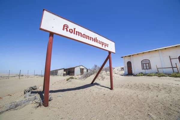 Kolmanskop, Namibya terk edilmiş binalarda