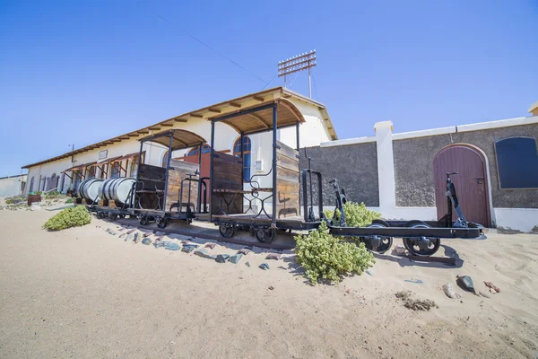 Terk edilmiş tren Kolmanskop, Namibia