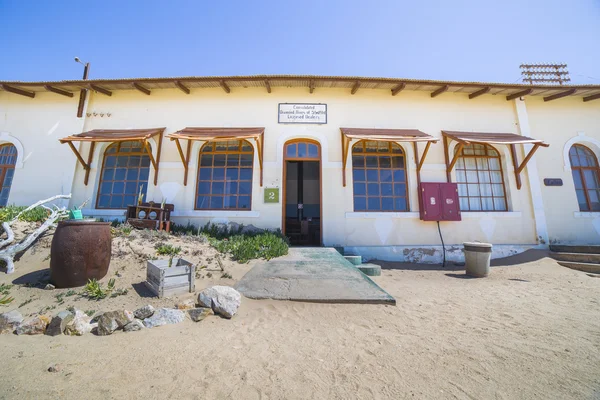 Kolmanskop, Namibya terk edilmiş binalarda