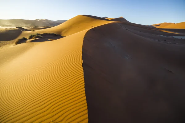 Вид на красные дюны в пустыне Ниб, Соссусви, Нибиа — стоковое фото