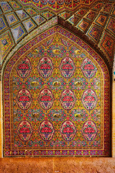 Shiraz Iran Aprile 2015 Moschea Nasir Mulk Shiraz Iran Chiamata — Foto Stock