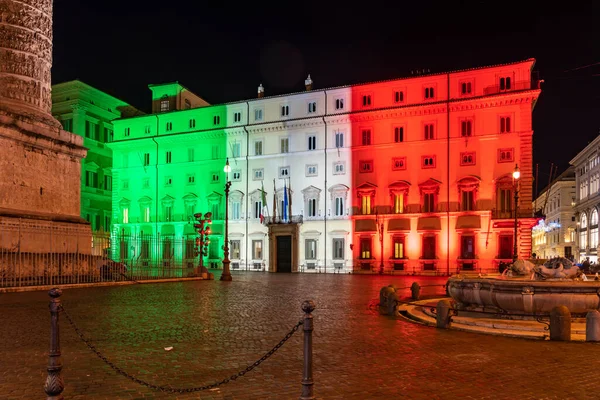 Roma Dicembre 2020 Palazzo Chigi Illuminato Con Colori Della Bandiera — Foto Stock