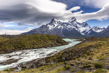 Salto Grande Pehoe Gölü, Torres del Paine Ulusal Parkı, Şili, Güney Amerika
