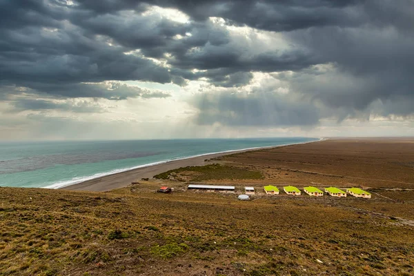 Arjantin 'deki Cabo Virgenes Deniz Feneri, Macellan Boğazı' ndan görüntü