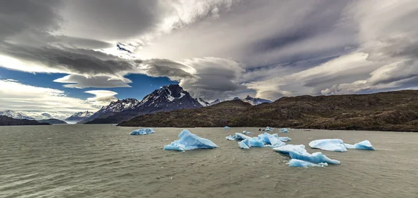 Vista Del Glaciar Lago Grey Isla Los Hielos Parque Nacional — Foto de Stock