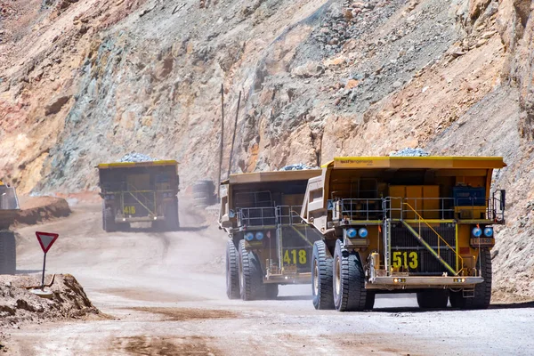 Big Haul Truck Machinery Working Chuquicamata Biggest Open Pit Copper — Stock Photo, Image