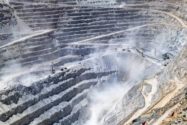 Big Haul Truck Machinery Working Chuquicamata Biggest Open Pit Copper — Stock Photo, Image