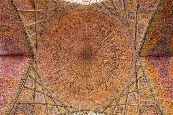 Насир Аль Мульк мечеті в Шираз, Іран — стокове фото