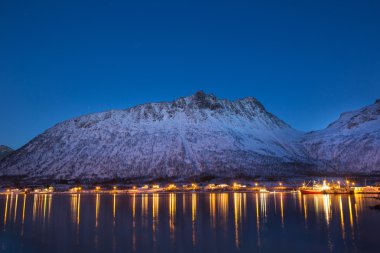 Kışın - seyahat senja Norveç