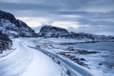 Norveç kışın - ada Kvaloya gezisi