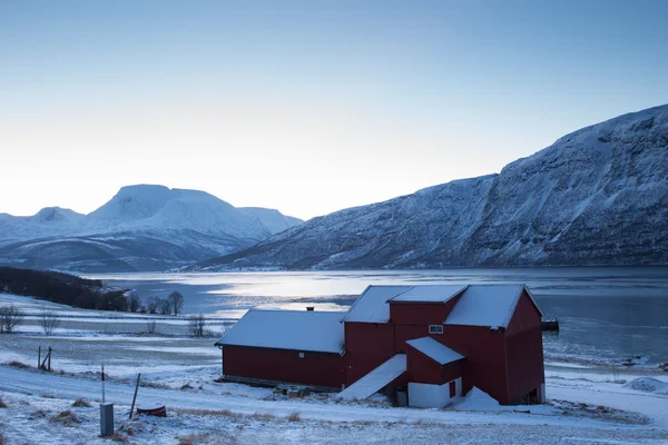 Noorwegen in de winter - reis in de buurt van Tromsø — Stockfoto